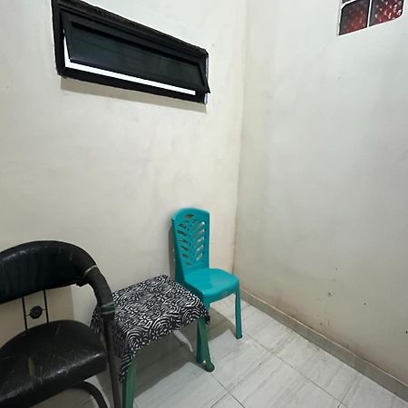 Spot On 92196 Kost Axcel Hotel Banjarmasin  Bagian luar foto